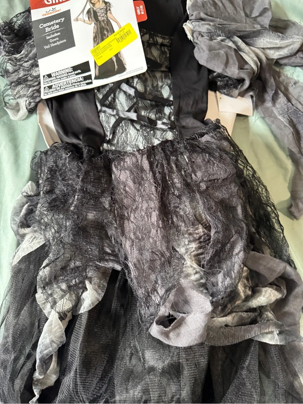 Celebrate! Girls' Cemetery Bride Costume - Black (M 7/8)